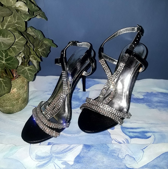 NWOT Wild Rose Stilettos - Picture 3 of 8